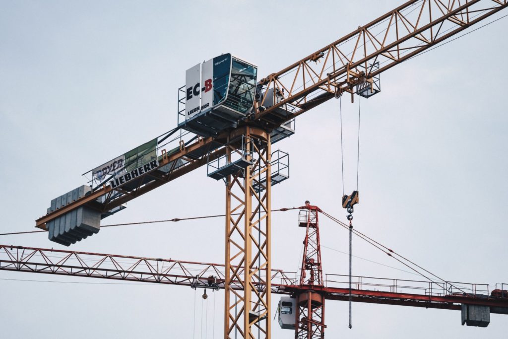 Large construction crane in Oregon